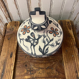 Thomas Tenorio, Santo Domingo Pueblo pot with lid - bird and flower design