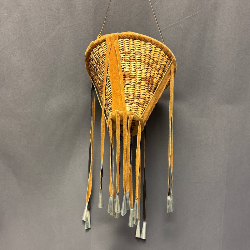 Small Apache Burden Basket, vintage - authentic Native American (JFB20)