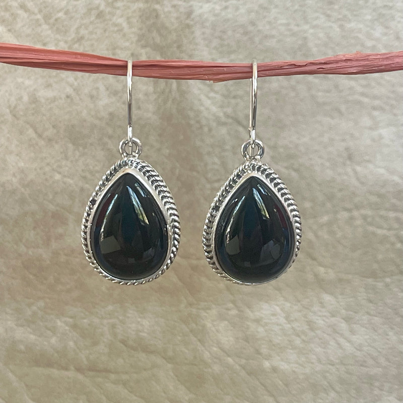 Navajo Black Onyx Dangle Earrings - Handmade by Lyle Piaso (3/57)