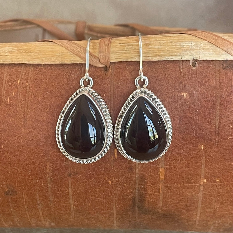 Navajo Black Onyx Dangle Earrings - Handmade by Lyle Piaso (3/57)