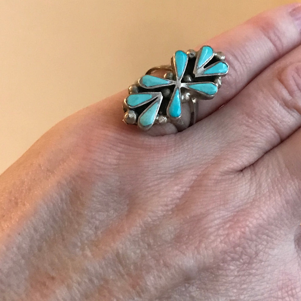Zuni Classic Needlepoint Design Vintage Sterling Silver and Turquoise Ring in size 5 1/2   (AS183)