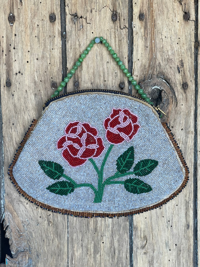 Plateau 2-sided Beaded Native American bag with floral & horse design ca. 1900 (GM246)