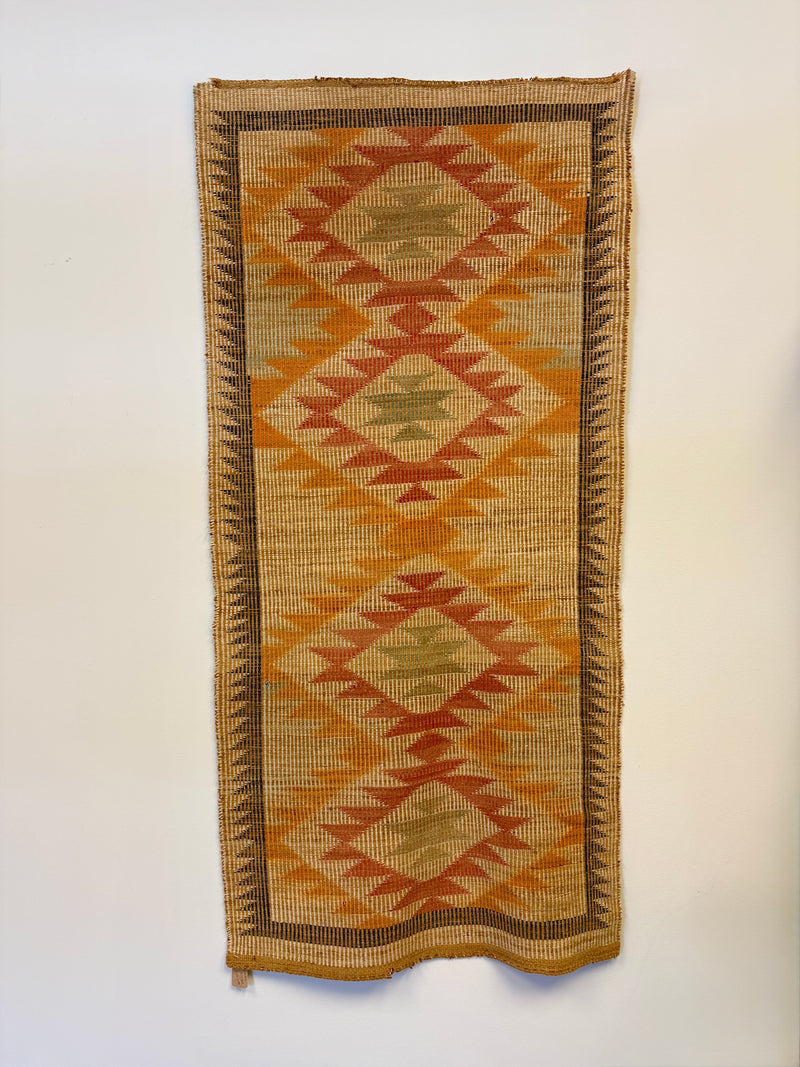 Navajo Rug Weaving in Crystal Style with Raised Outline, vintage handwoven  (GM379)