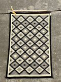 Navajo rug weaving in Eyedazzler style, authentic Native American, handwoven (GM370)