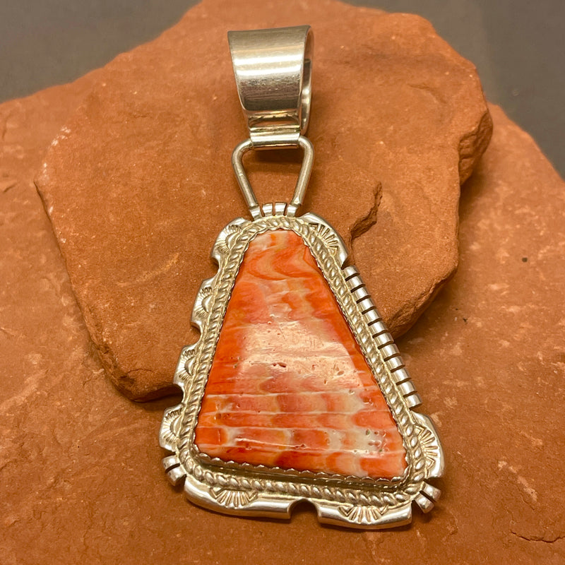 Jimmy Calabaza (Ca'Win) Authentic Santo Domingo Spiney Oyster Shell Pendant with Sterling Silver Frame, vintage   (JF275)