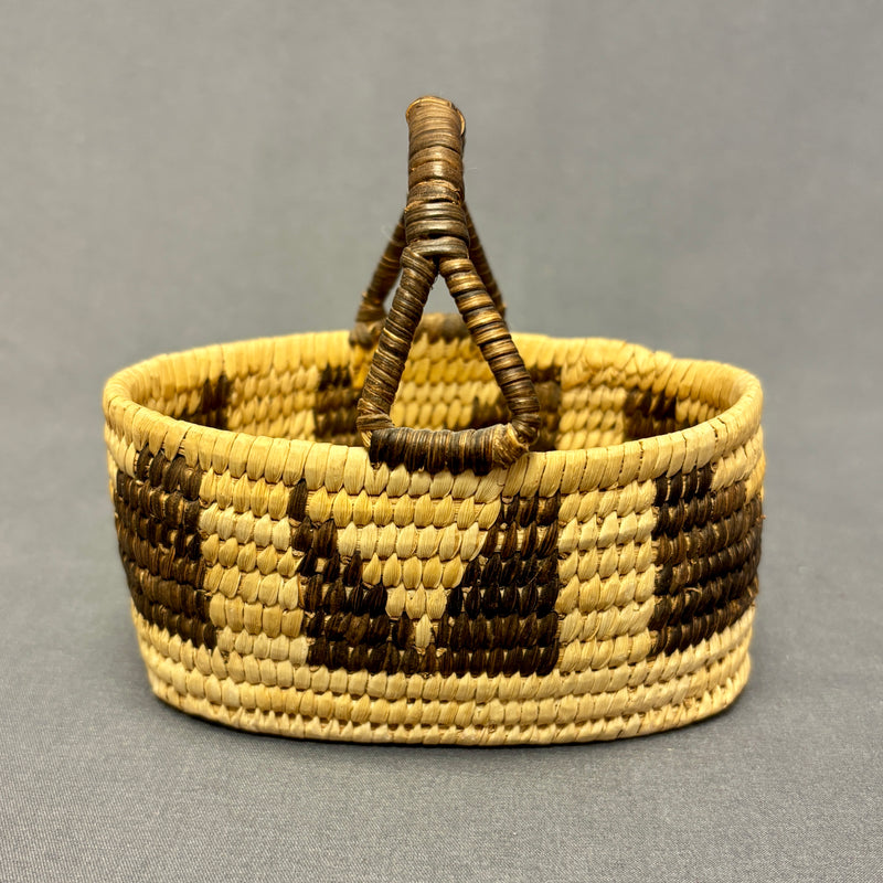 Vintage Tohono O'odham (Papago) Small Oval Basket with Handle, authentic Native American (JFB9)