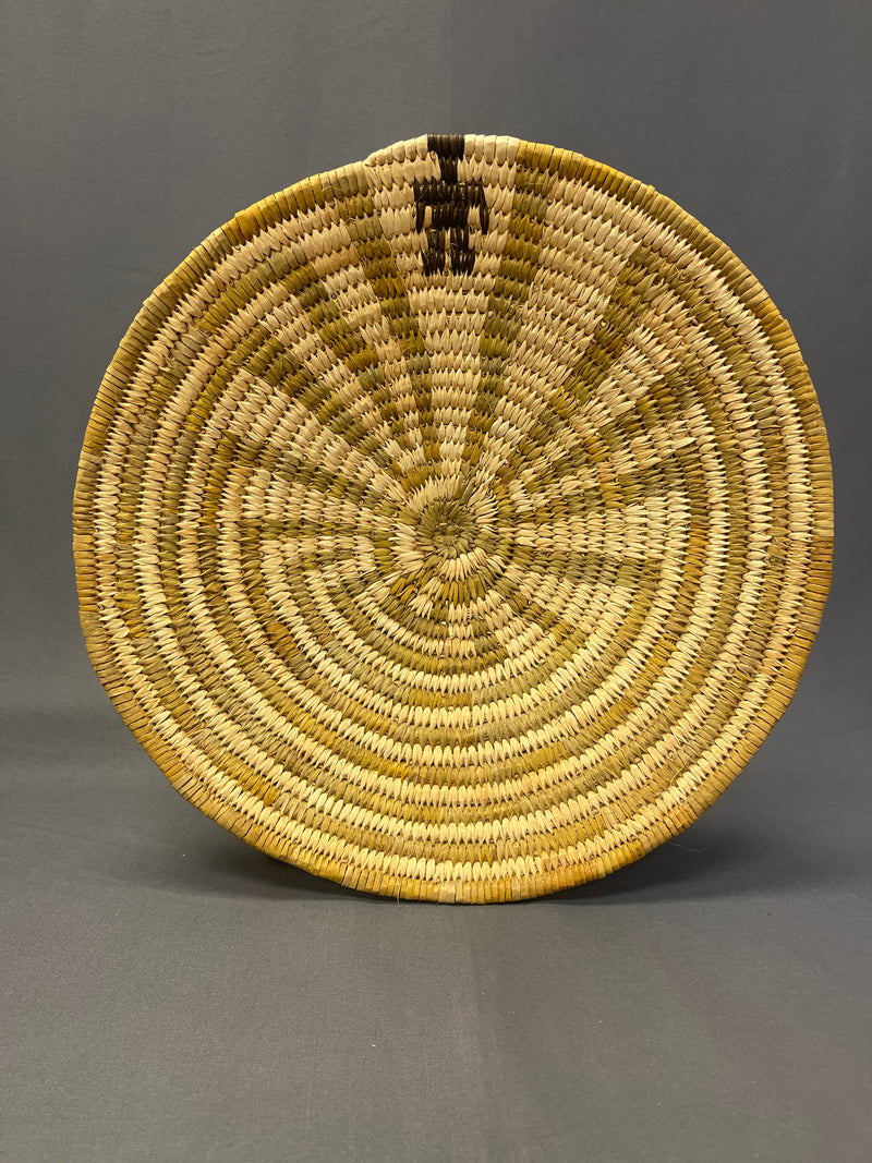 Vintage Tohono O'odham (Papago) Man in the Maze design Coiled Basket  (JM101)