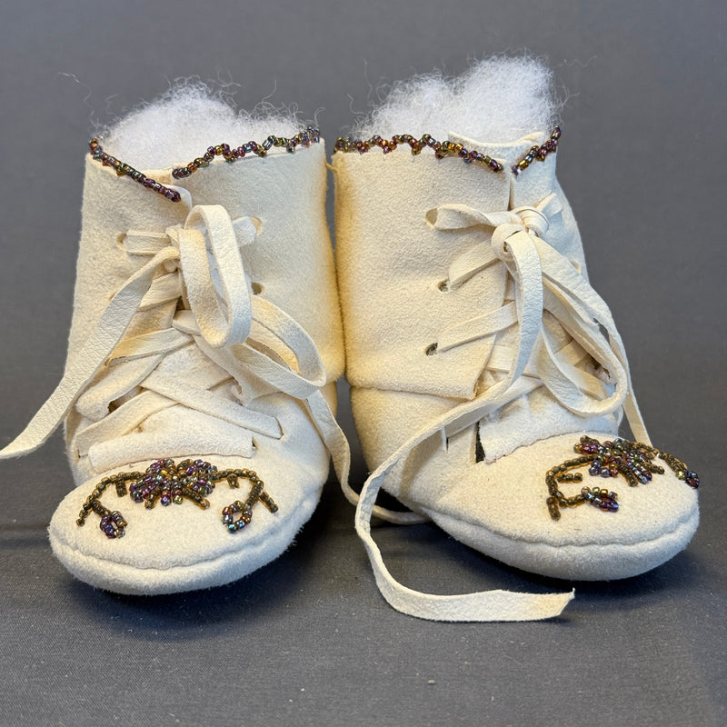 Authentic Woodlands Native American Beaded Infant Moccasins   (RK63)