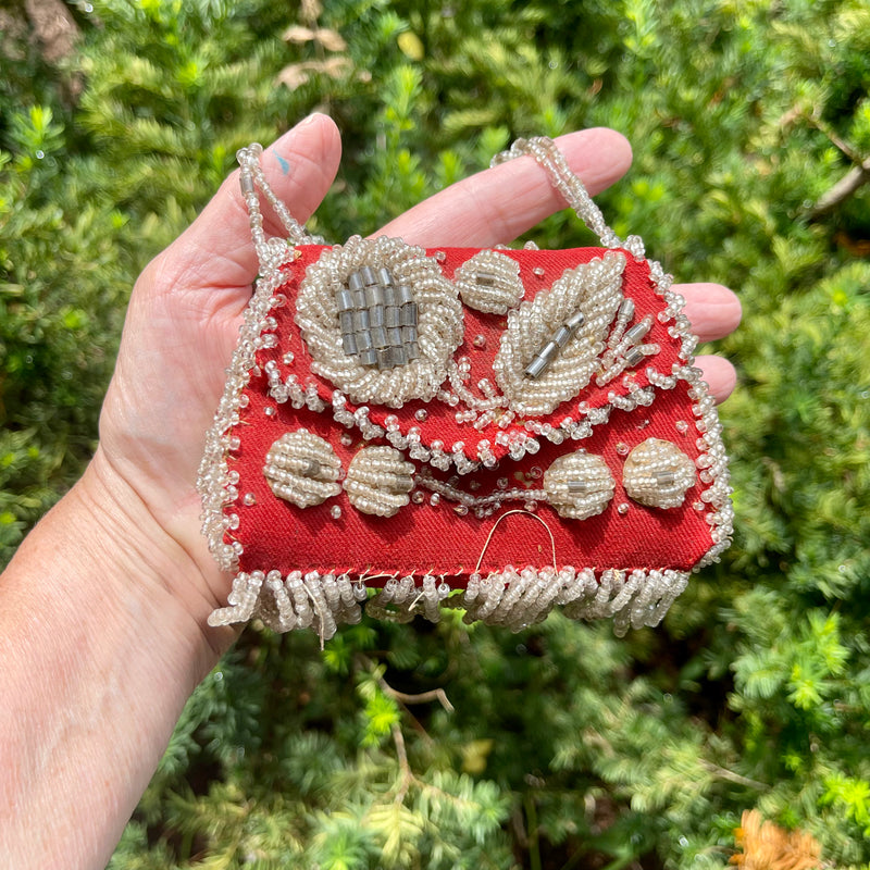 Authentic Iroquois Beaded Purse/Bag - late 1800s Niagara-style beadwork.  Thread sewn with glass beads on cotton (GM42)