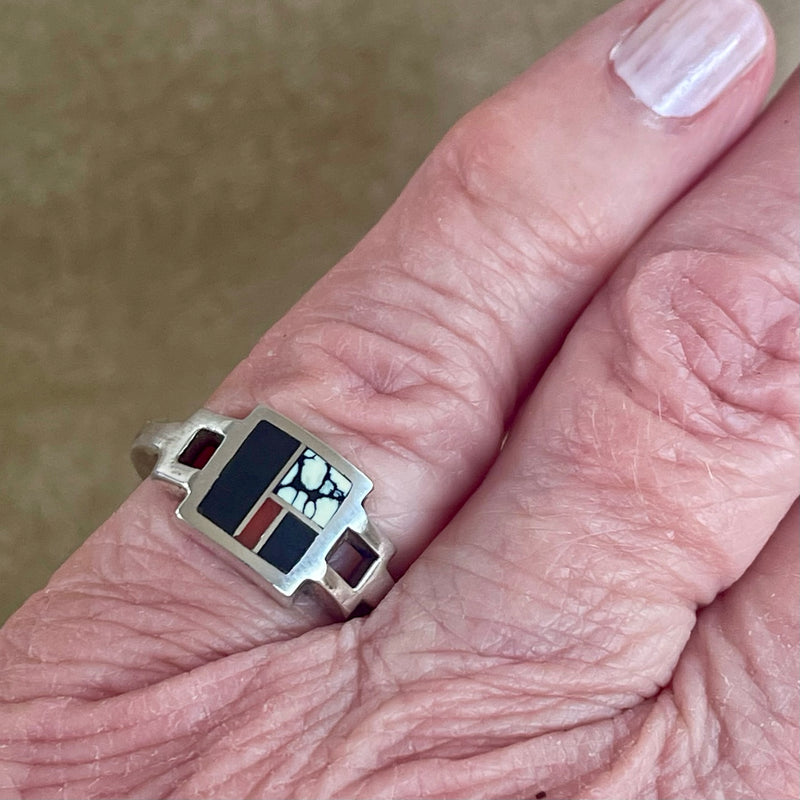 Contemporary Inlay ring by Ray Tracey, Navajo – Authentic Navajo Jewelry (RK143)