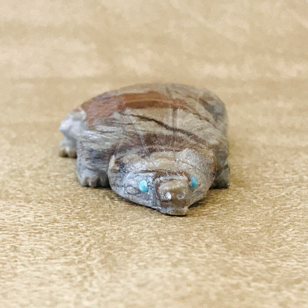 Picasso Marble Badger Fetish by Derrick Kaamasee, Zuni, Native American badger carving (1/412)