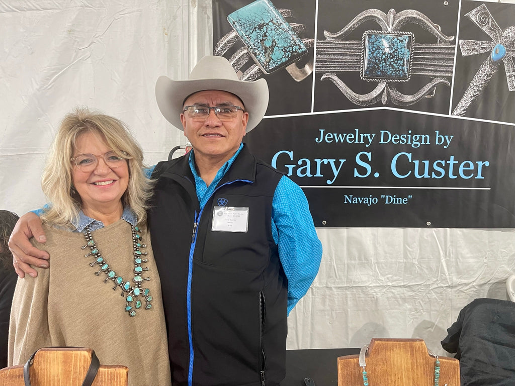 Gary Custer, Navajo Silver Naja Pendant with Kingman Turquoise - Navajo Jewelry (3/33)