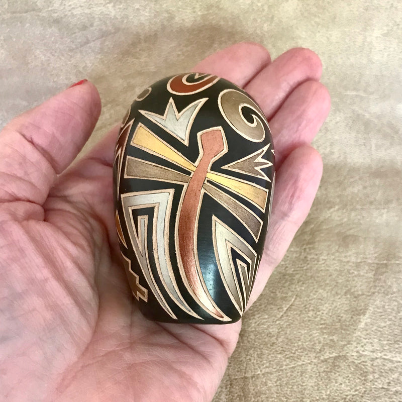 Glendora Fragua, Jemez Pueblo Handmade Etched or Sgraffito Pot with Dragonfly & Migration Swirls