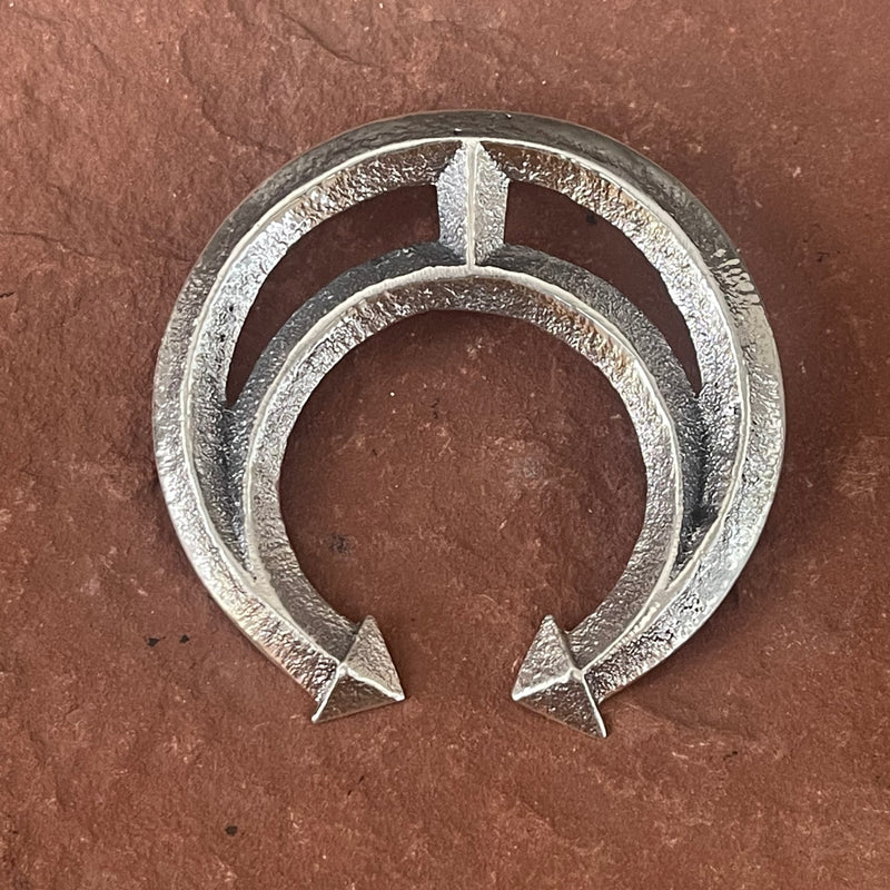 Gary Custer, Navajo LG double Naja Tufa cast Pendant - Navajo Jewelry (3/35)
