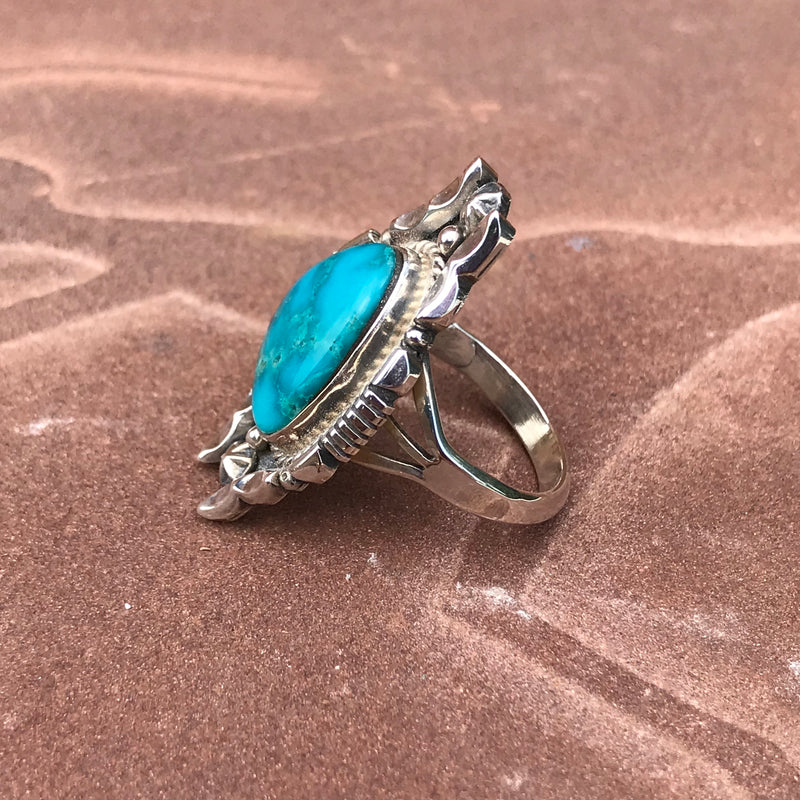 Navajo turquoise ring with blue turquoise, authentic Navajo turquoise ring in size 9 (DK9-45)