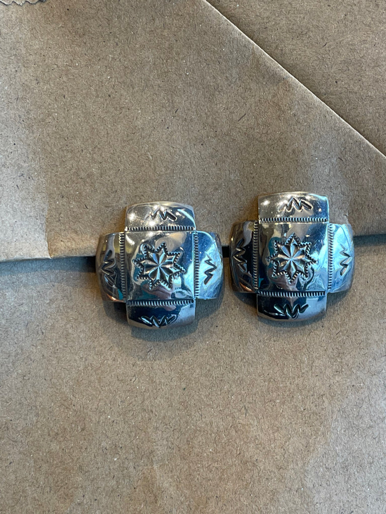 Navajo CLIP silver earrings, silver four directions pattern Navajo clip earrings (JD2)